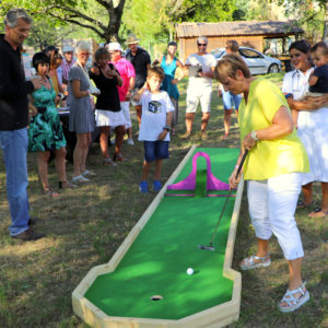 Location mini golf mobile Lyon Isère Valence - Animation originale séminaire Lyon