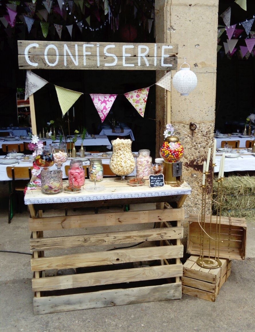 Location Candy Bar mariage Lyon, bar à bonbons Rhône Alpes - Location bar en palettes mariage Isère